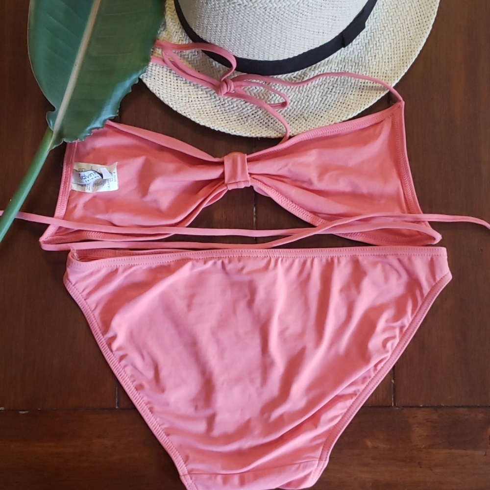 Bathing suit - Picture 2 of 5
